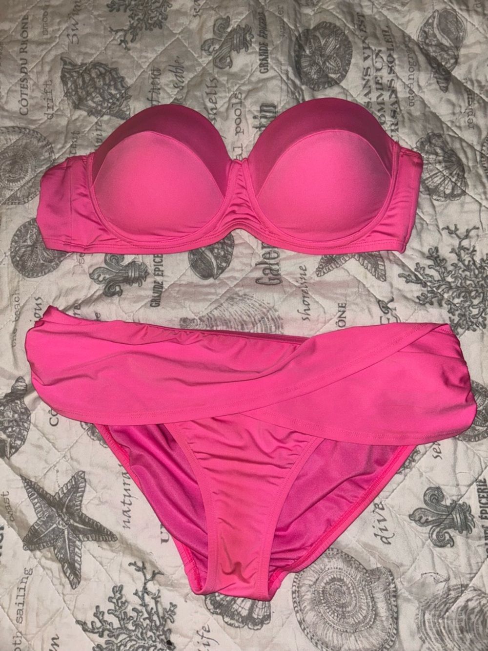 Lilly Pulitzer Strapless Bikini Set in Hot Pink. Size 12.